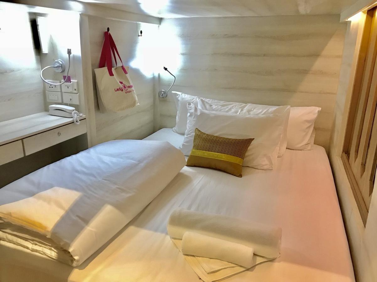 בנגקוק Mariya Lady Hostel Suvarnabhumi Airport מראה חיצוני תמונה